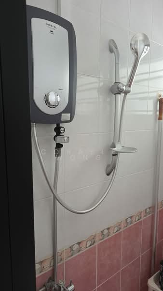 203 Marsiling Drive, 203 Marsiling Drive, Room Rental, 120 sqft, HDB Flat For Rent, by Coralle Wong, 500192179 - Bathroom - PropertyGuru.com.sg