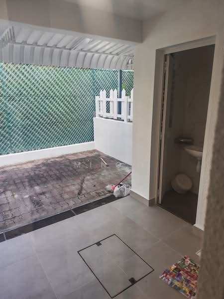 RENOVATED! UNBLOCK! CORNER TERRACE!, , 5 Bedrooms, 2,551 sqft, Corner Terrace For Sale, by Ming !, 500192196 - PropertyGuru.com.sg