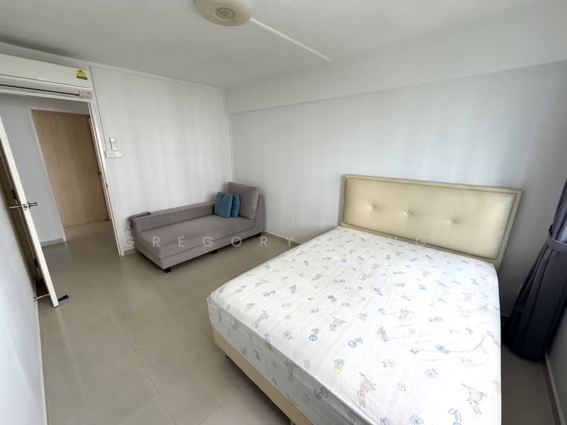 257 Bukit Batok East Avenue 4, 257 Bukit Batok East Avenue 4, Room Rental, 150 sqft, HDB Flat For Rent, by Gregory Gung, 500192218 - Bedroom - PropertyGuru.com.sg