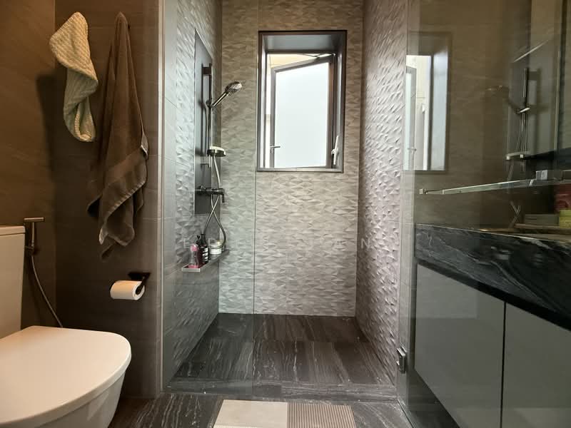 Margaret Ville, 20 Margaret Drive, 2 Bedrooms, 1,023 sqft, Apartment For Sale, by Eden Tan, 500192236 - Bathroom - PropertyGuru.com.sg