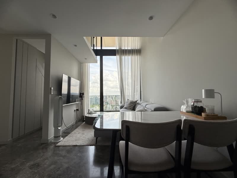 Margaret Ville, 20 Margaret Drive, 2 Bedrooms, 1,023 sqft, Apartment For Sale, by Eden Tan, 500192236 - Living Room - PropertyGuru.com.sg