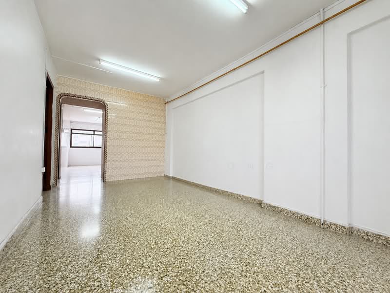 210 Jurong East Street 21, 210 Jurong East Street 21, 2 Bedrooms, 721 sqft, HDB Flat For Sale, by Darren Ong, 500192245 - Interior - PropertyGuru.com.sg