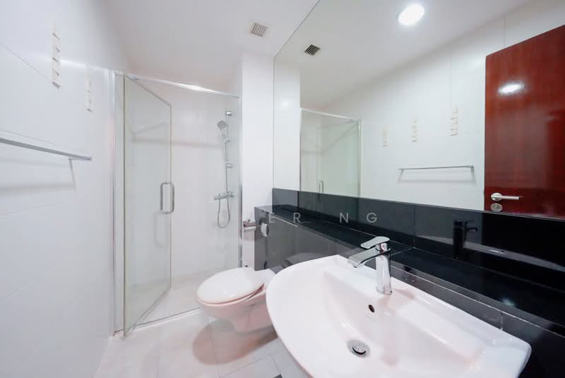 The Shelford, 1 Shelford Road, 3 Bedrooms, 1,786 sqft, Condominium For Rent, by Lester Ng, 500192252 - Bathroom - PropertyGuru.com.sg