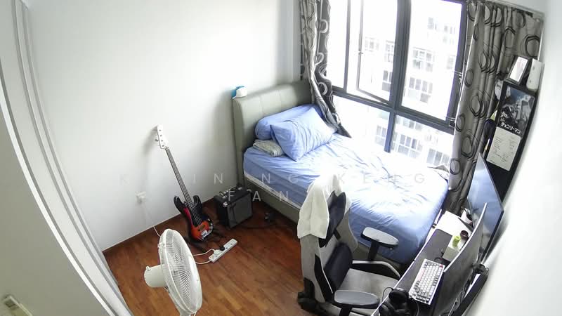 Twin Fountains, 11 Woodlands Avenue 6, 3 Bedrooms, 1,055 sqft, Executive Condominium For Rent, by Klein Ng Keng Fang, 500192260 - Bedroom - PropertyGuru.com.sg