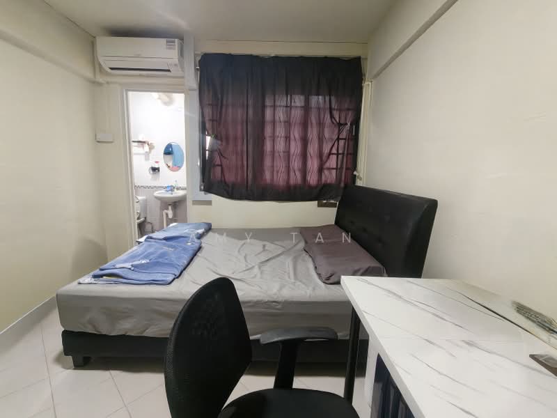 210 Yishun Street 21, 210 Yishun Street 21, Room Rental, 150 sqft, HDB Flat For Rent, by Amy Tan, 500192261 - Bedroom - PropertyGuru.com.sg