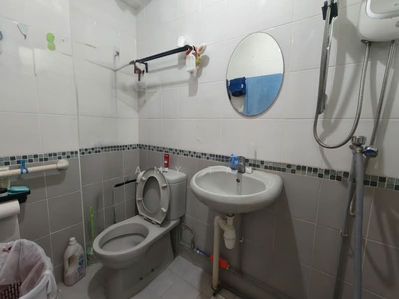 210 Yishun Street 21, 210 Yishun Street 21, Room Rental, 150 sqft, HDB Flat For Rent, by Amy Tan, 500192261 - Bathroom - PropertyGuru.com.sg