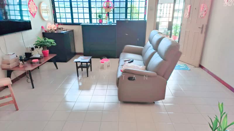 210 Yishun Street 21, 210 Yishun Street 21, Room Rental, 150 sqft, HDB Flat For Rent, by Amy Tan, 500192261 - Living Room - PropertyGuru.com.sg