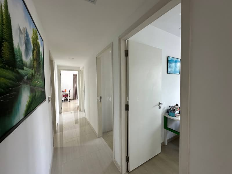 Riversound Residence, 1 Sengkang East Avenue, 4 Bedrooms, 1,367 sqft, Condominium For Sale, by Sean Lee, 500192265 - Corridor - PropertyGuru.com.sg