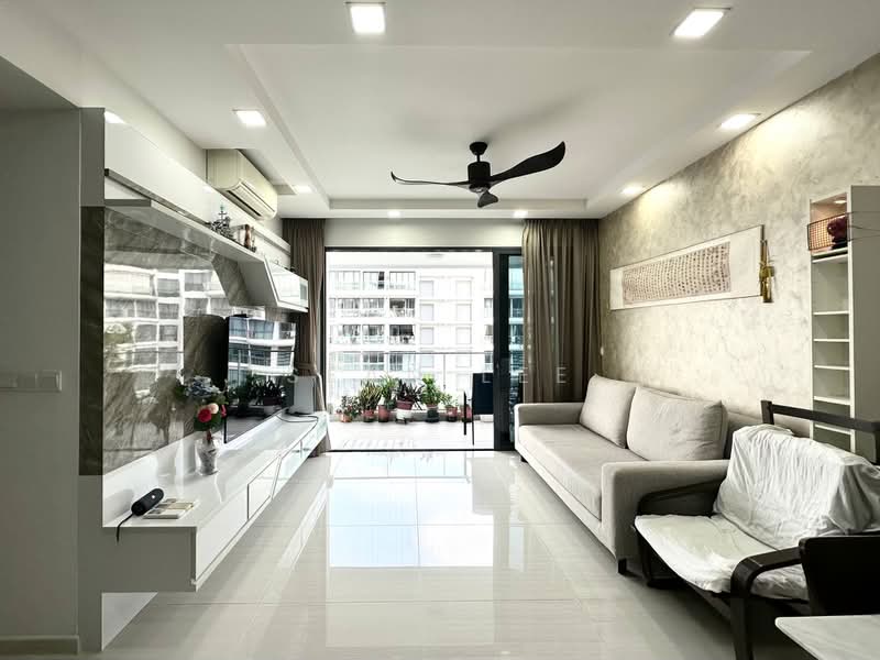 Riversound Residence, 1 Sengkang East Avenue, 4 Bedrooms, 1,367 sqft, Condominium For Sale, by Sean Lee, 500192265 - Living Room - PropertyGuru.com.sg