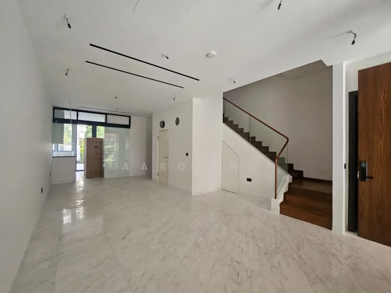 ⭐️⭐️LANDED7772@PASIR RIS BEACH. NEW AT $5.XM ONLY. ☎️ AN 9826 1145 S$ 5,544,000, , 5 Bedrooms, 4,027 sqft, Terraced House For Sale, by Aaron Ng, 500192272 - Living Room - PropertyGuru.com.sg
