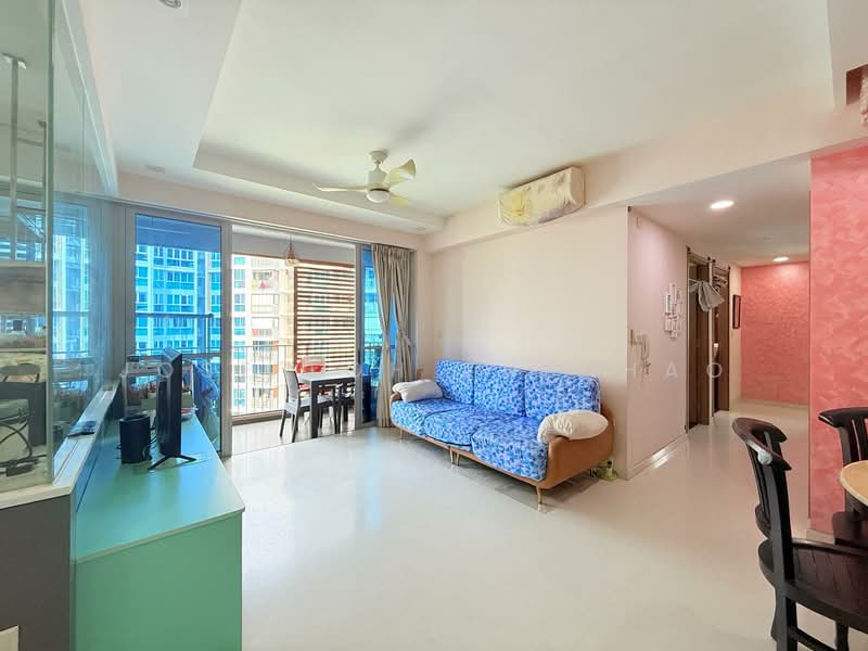 Q Bay Residences, 5 Tampines Street 86, 3 Bedrooms, 1,119 sqft, Condominium For Sale, by Jose Loh Zhenhao, 500192278 - Living Room - PropertyGuru.com.sg