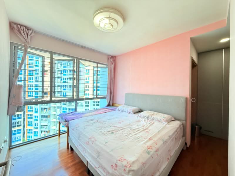 Q Bay Residences, 5 Tampines Street 86, 3 Bedrooms, 1,119 sqft, Condominium For Sale, by Jose Loh Zhenhao, 500192278 - Bedroom - PropertyGuru.com.sg