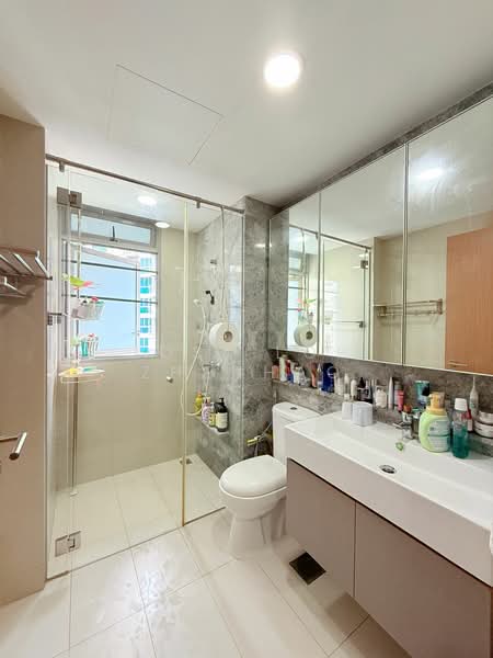 Q Bay Residences, 5 Tampines Street 86, 3 Bedrooms, 1,119 sqft, Condominium For Sale, by Jose Loh Zhenhao, 500192278 - Bathroom - PropertyGuru.com.sg