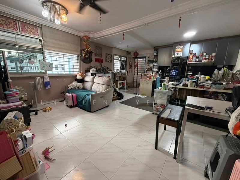 775 Woodlands Crescent, 775 Woodlands Crescent, 3 Bedrooms, 1,001 sqft, HDB Flat For Sale, by June Leng Yee Hoe, 500192279 - PropertyGuru.com.sg
