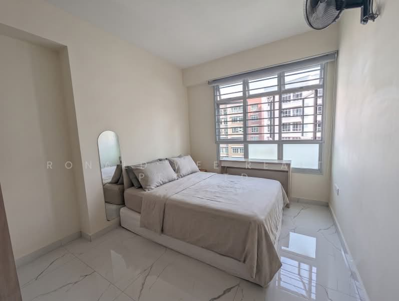 126C Canberra Street, 126C Canberra Street, 3 Bedrooms, 1,216 sqft, HDB Flat For Sale, by SIAH GEOK CHOO, 500192280 - Bedroom - PropertyGuru.com.sg