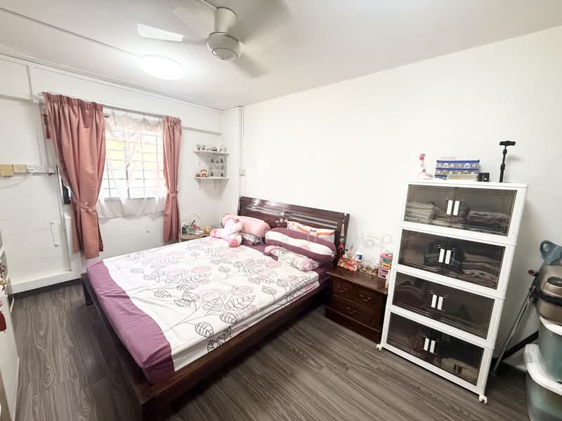4 Sago Lane, 4 Sago Lane, 2 Bedrooms, 721 sqft, HDB Flat For Sale, by Richard Ho, 500192290 - Bedroom 1 - PropertyGuru.com.sg