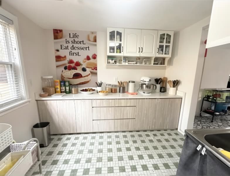 4 Sago Lane, 4 Sago Lane, 2 Bedrooms, 721 sqft, HDB Flat For Sale, by Richard Ho, 500192290 - Kitchen - PropertyGuru.com.sg