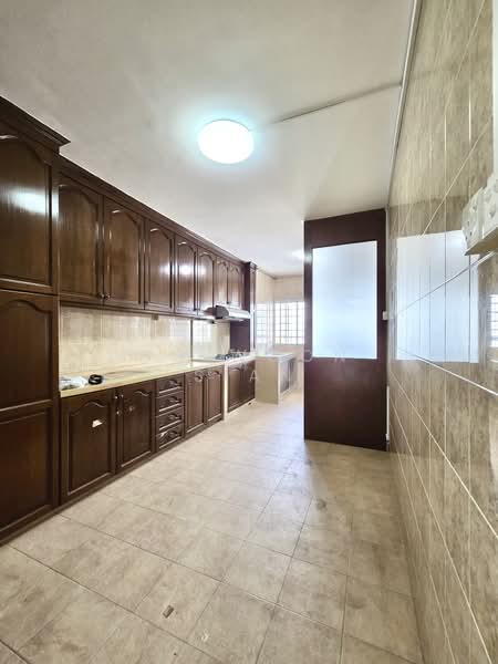 921 Tampines Street 91, 921 Tampines Street 91, 3 Bedrooms, 1,119 sqft, HDB Flat For Sale, by Ng Woon Sian, 500192306 - Kitchen - PropertyGuru.com.sg