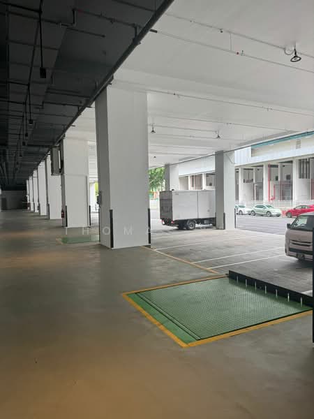 28 Ayer Rajah Crescent, , 10,247 sqft, Light Industrial (B1) For Rent, by Thomas Yee, 500192319 - Car Park - CommercialGuru.com.sg