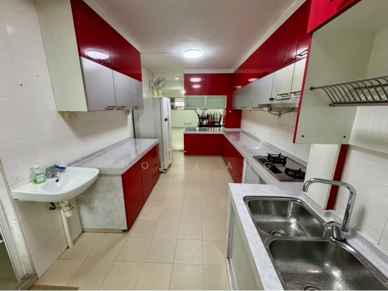 140 Potong Pasir Avenue 3, 140 Potong Pasir Avenue 3, 2 Bedrooms, 796 sqft, HDB Flat For Rent, by Phoebe Ang, 500192322 - PropertyGuru.com.sg