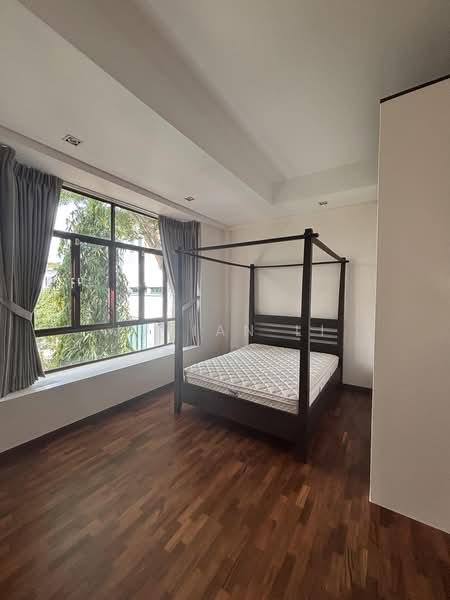 Pasir Ris Beach Park, 511 Elias Road, 5 Bedrooms, 6,000 sqft, Detached House For Rent, by Julian Li, 500192323 - PropertyGuru.com.sg