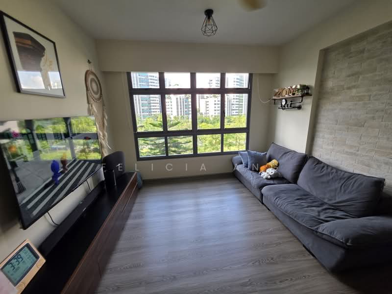 627A Tampines Street 61, 627A Tampines Street 61, 2 Bedrooms, 742 sqft, HDB Flat For Sale, by Felicia Ang, 500192335 - Living Room - PropertyGuru.com.sg
