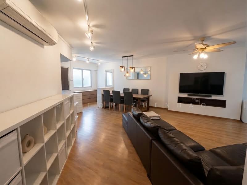 237 Compassvale Walk, 237 Compassvale Walk, 3 Bedrooms, 1,313 sqft, HDB Flat For Sale, by Jose Loh Zhenhao, 500192336 - Living Room - PropertyGuru.com.sg