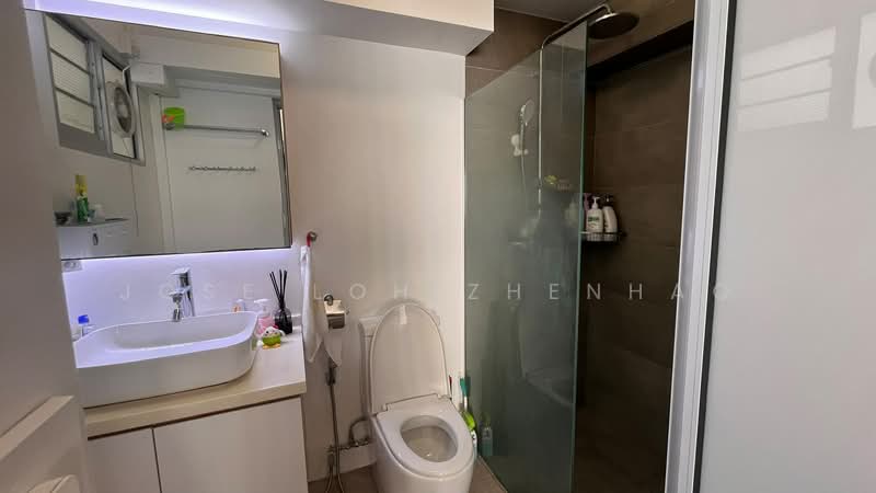 237 Compassvale Walk, 237 Compassvale Walk, 3 Bedrooms, 1,313 sqft, HDB Flat For Sale, by Jose Loh Zhenhao, 500192336 - Bathroom - PropertyGuru.com.sg