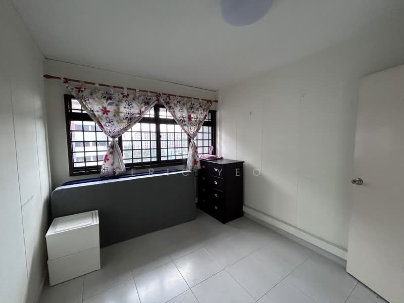 231 Compassvale Walk, 231 Compassvale Walk, 3 Bedrooms, 1,087 sqft, HDB Flat For Rent, by Eric Yeo, 500192340 - Common Bedroom 2 - PropertyGuru.com.sg