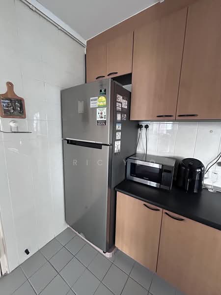 231 Compassvale Walk, 231 Compassvale Walk, 3 Bedrooms, 1,087 sqft, HDB Flat For Rent, by Eric Yeo, 500192340 - Kitchen - PropertyGuru.com.sg