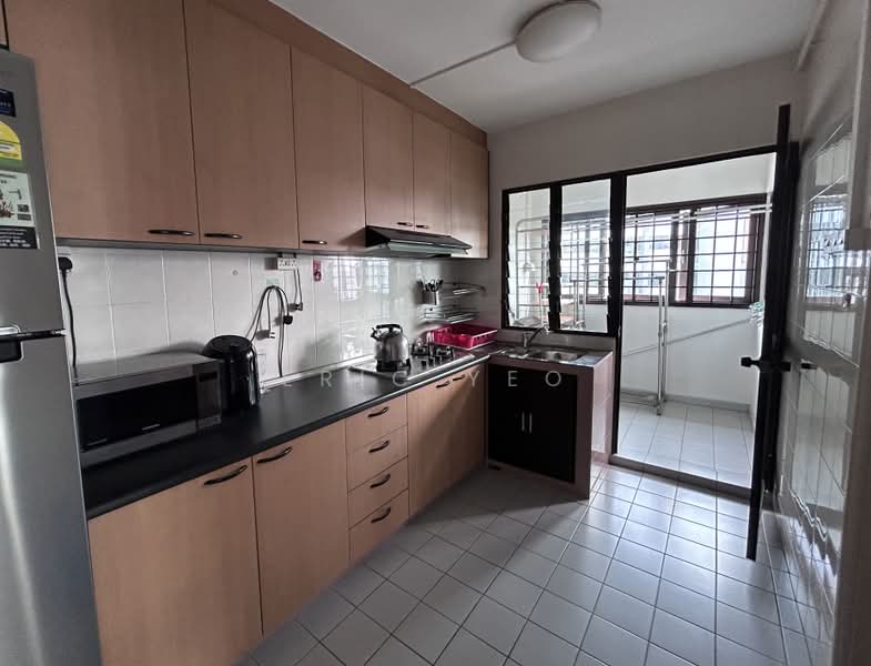 231 Compassvale Walk, 231 Compassvale Walk, 3 Bedrooms, 1,087 sqft, HDB Flat For Rent, by Eric Yeo, 500192340 - Kitchen - PropertyGuru.com.sg