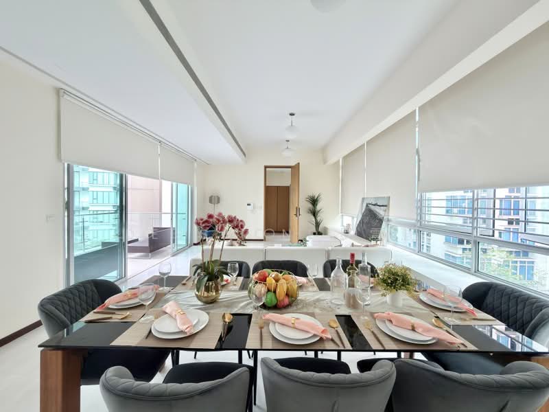 111 Emerald Hill, 111 Emerald Hill, 3 Bedrooms, 1,657 sqft, Condominium For Sale, by Dessmond Lai, 500192342 - Dining Room - PropertyGuru.com.sg
