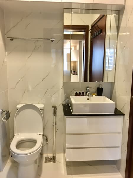 Urban Vista, 2 Tanah Merah Kechil Link, 1 Bedroom, 441 sqft, Condominium For Sale, by Korynne Chiong, 500192345 - Bathroom - PropertyGuru.com.sg