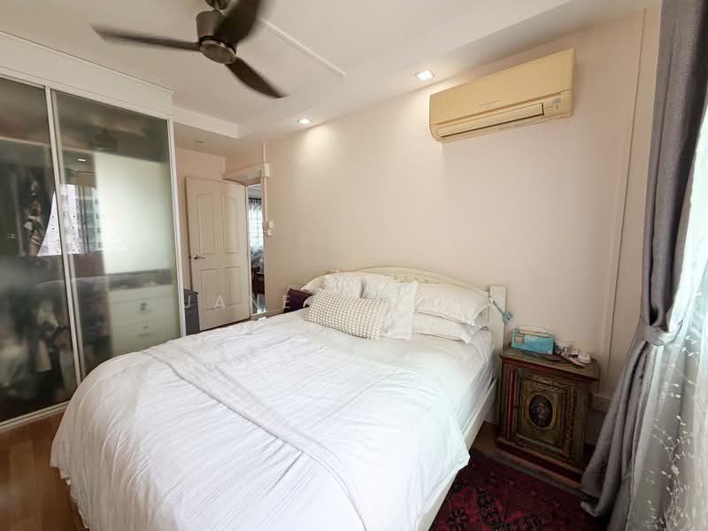 122 Sengkang East Way, 122 Sengkang East Way, 3 Bedrooms, 980 sqft, HDB Flat For Sale, by Janelle Teo, 500192360 - Bedroom - PropertyGuru.com.sg