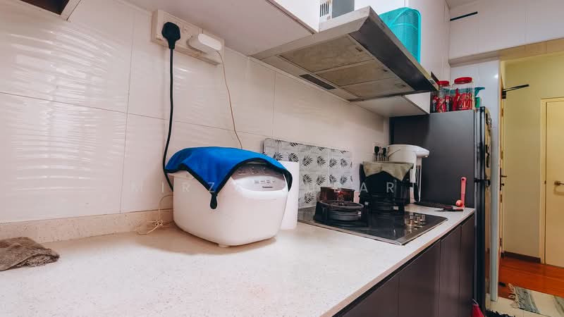 438C Bukit Batok West Avenue 8, 438C Bukit Batok West Avenue 8, 1 Bedroom, 505 sqft, HDB Flat For Sale, by Mirza Subari, 500192365 - Kitchen - PropertyGuru.com.sg