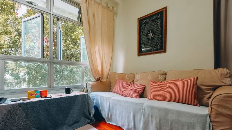 438C Bukit Batok West Avenue 8, 438C Bukit Batok West Avenue 8, 1 Bedroom, 505 sqft, HDB Flat For Sale, by Mirza Subari, 500192365 - Living Room - PropertyGuru.com.sg