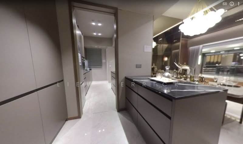 One Marina Gardens, 3 Marina Gardens Lane, 3 Bedrooms, 904 sqft, Apartment For Sale, by Liew Derrick, 500192367 - Kitchen - PropertyGuru.com.sg
