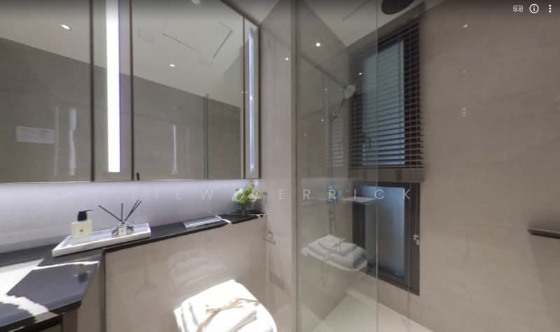 One Marina Gardens, 3 Marina Gardens Lane, 3 Bedrooms, 904 sqft, Apartment For Sale, by Liew Derrick, 500192367 - Bathroom - PropertyGuru.com.sg