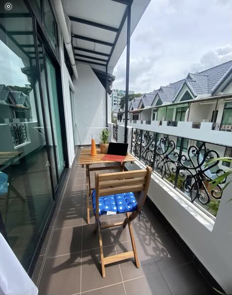 Barossa Gardens, 249 Pasir Panjang Road, Room Rental, 380 sqft, Terraced House For Rent, by Annie Wong, 500192373 - Balcony - PropertyGuru.com.sg