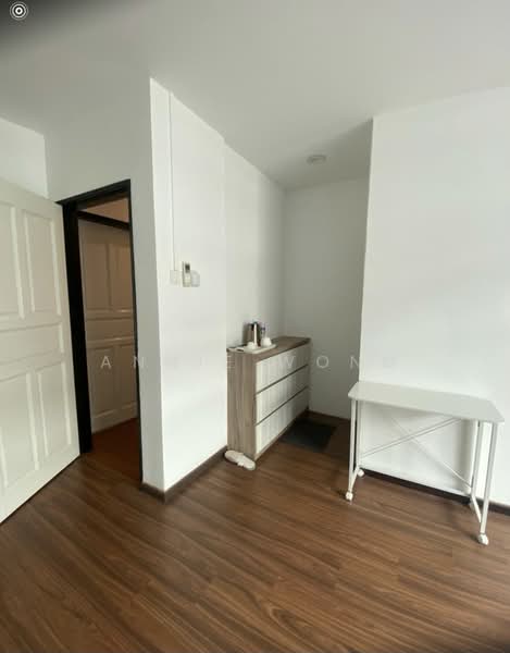 Barossa Gardens, 249 Pasir Panjang Road, Room Rental, 380 sqft, Terraced House For Rent, by Annie Wong, 500192373 - Interior - PropertyGuru.com.sg