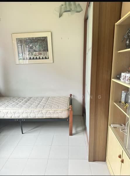Barossa Gardens, 249 Pasir Panjang Road, Room Rental, 200 sqft, Terraced House For Rent, by Annie Wong, 500192373 - Bedroom - PropertyGuru.com.sg
