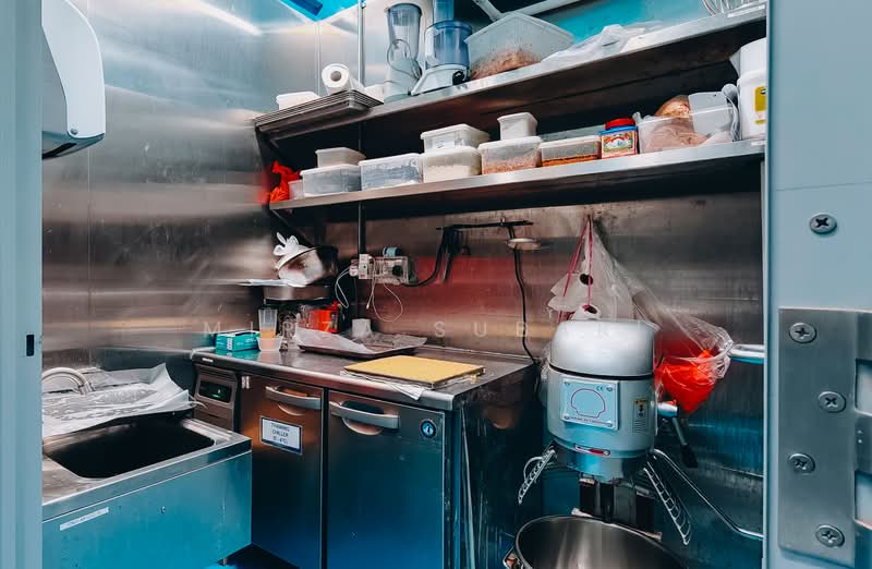 Mactaggart Foodlink, 20 Mactaggart Road, 2,497 sqft, Light Industrial (B1) For Rent, by Mirza Subari, 500192379 - Kitchen - CommercialGuru.com.sg