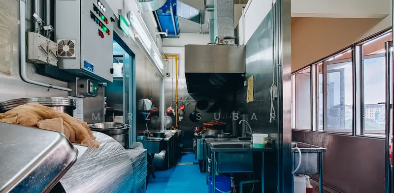 Mactaggart Foodlink, 20 Mactaggart Road, 2,497 sqft, Light Industrial (B1) For Rent, by Mirza Subari, 500192379 - Kitchen - CommercialGuru.com.sg