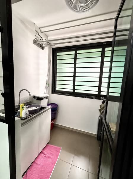 509B Yishun Avenue 4, 509B Yishun Avenue 4, Room Rental, 200 sqft, HDB Flat For Rent, by Mandy Chan, 500192387 - Yard area - PropertyGuru.com.sg
