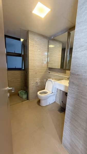 Waterwoods, 23 Punggol Field Walk, 4 Bedrooms, 1,281 sqft, Executive Condominium For Rent, by Joan Chua, 500192398 - Bathroom - PropertyGuru.com.sg
