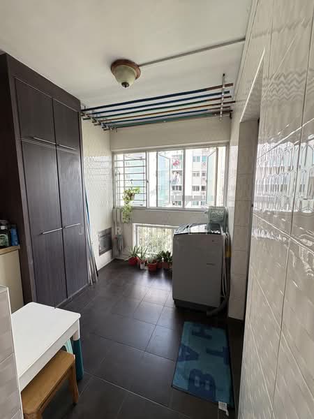 323 Woodlands Street 32, 323 Woodlands Street 32, 4 Bedrooms, 1,755 sqft, HDB Flat For Sale, by Jerry Liu, 500192414 - Balcony - PropertyGuru.com.sg