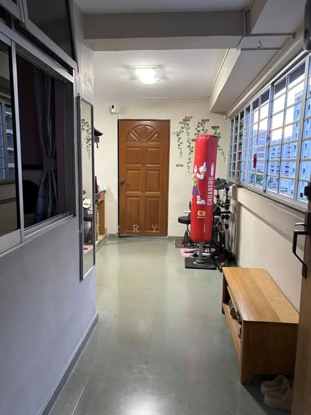 323 Woodlands Street 32, 323 Woodlands Street 32, 4 Bedrooms, 1,755 sqft, HDB Flat For Sale, by Jerry Liu, 500192414 - Entrance - PropertyGuru.com.sg