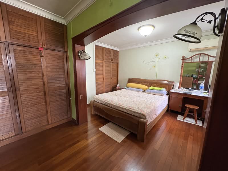 323 Woodlands Street 32, 323 Woodlands Street 32, 4 Bedrooms, 1,755 sqft, HDB Flat For Sale, by Jerry Liu, 500192414 - Bedroom - PropertyGuru.com.sg