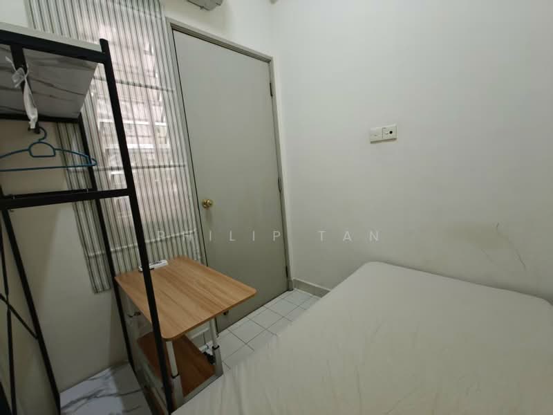Regent Park, 26 Jalan Lempeng, Room Rental, 60 sqft, Condominium For Rent, by Philip Tan, 500192418 - Bedroom - PropertyGuru.com.sg