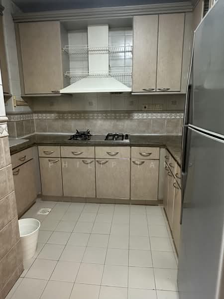 Regent Park, 26 Jalan Lempeng, Room Rental, 60 sqft, Condominium For Rent, by Philip Tan, 500192418 - Kitchen - PropertyGuru.com.sg